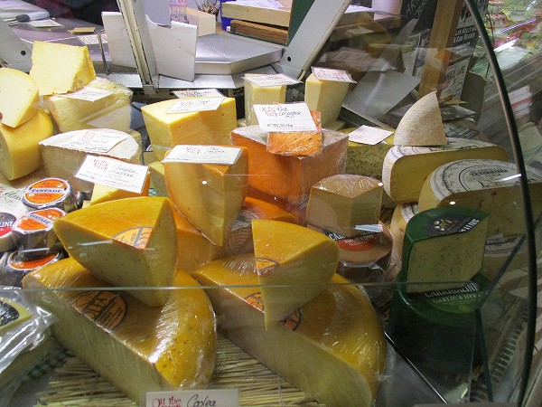 17.チーズの塊り.jpg