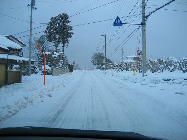 3.路面に雪が.jpg