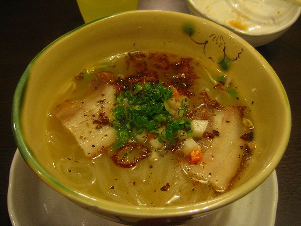 5.米らぁ麺.jpg