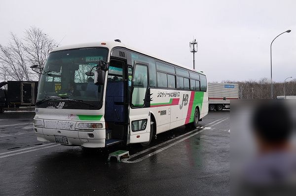64.このバスで札幌まで行きました.jpg
